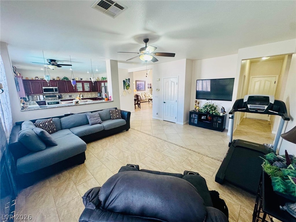 6900 Fruit Flower Avenue Property Photo 15