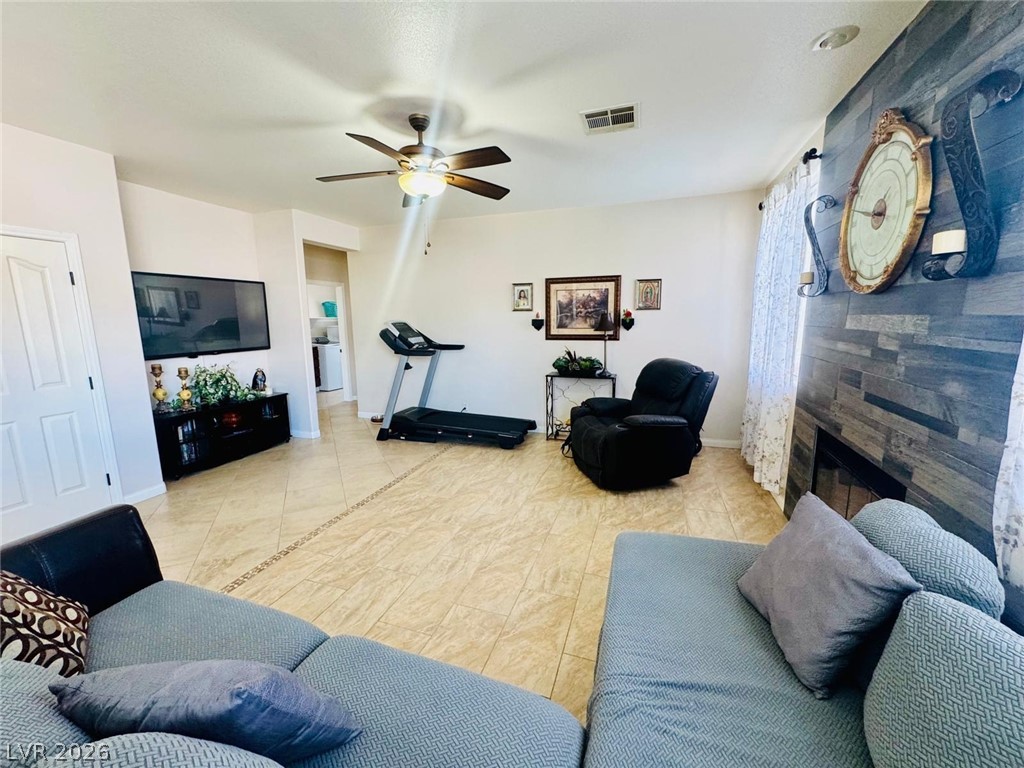 6900 Fruit Flower Avenue Property Photo 16