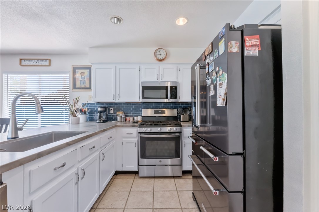 4140 Hazelridge Drive Property Photo 11