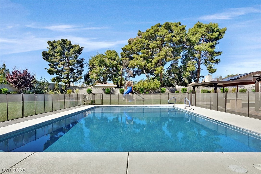 1021 Jimmy Circle Property Photo 1