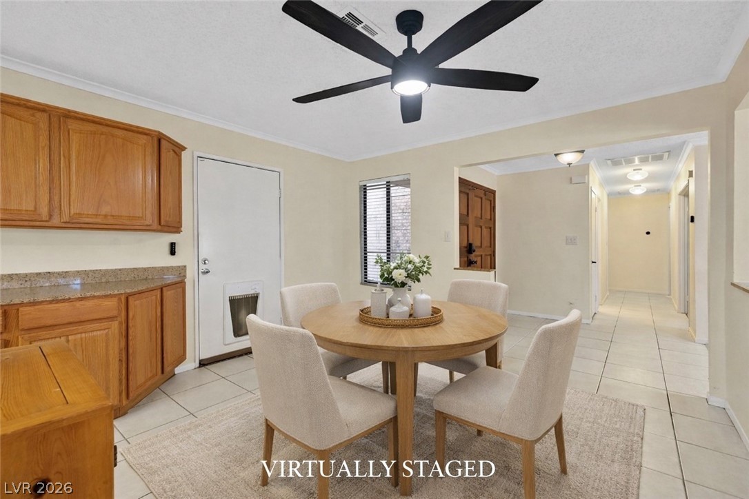 1021 Jimmy Circle Property Photo 10