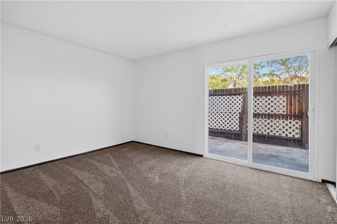 204 Sundance Shores Drive Property Photo 14