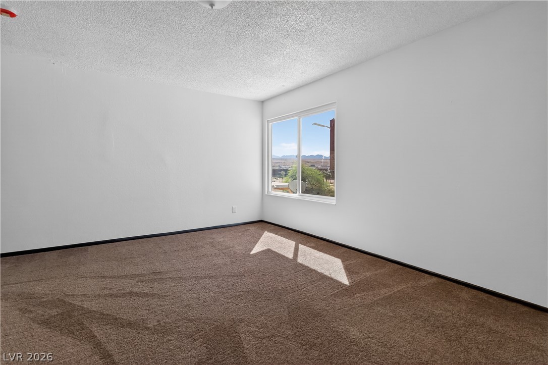 204 Sundance Shores Drive Property Photo 17