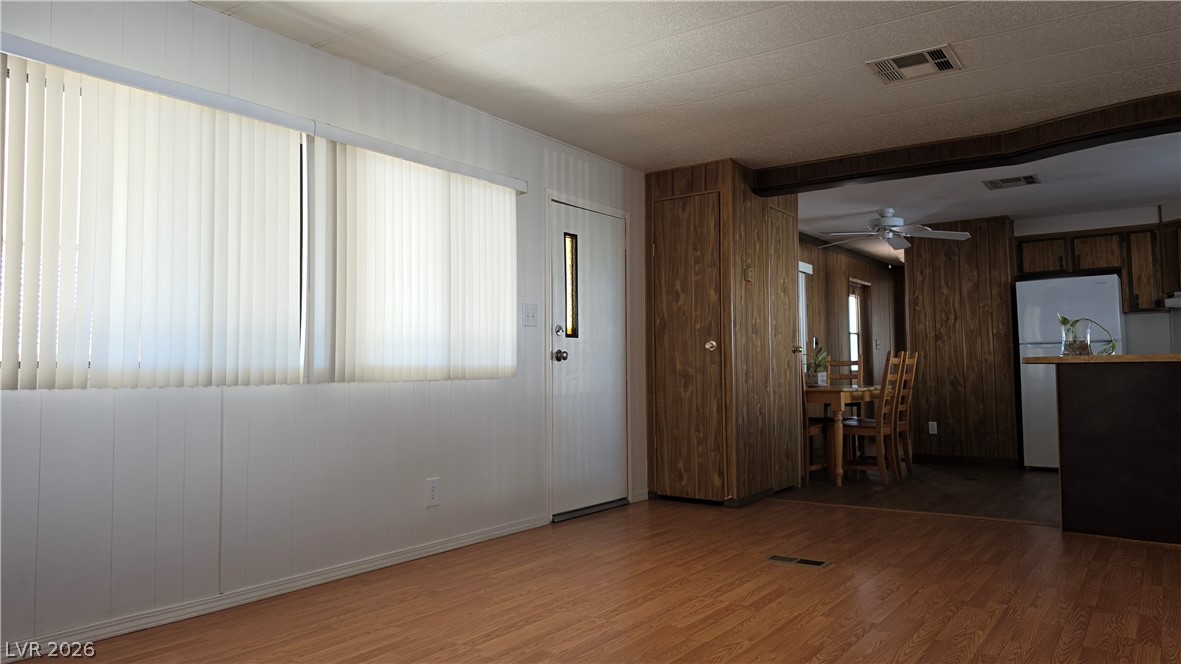 4633 East Royal Ridge Boulevard Property Photo 15