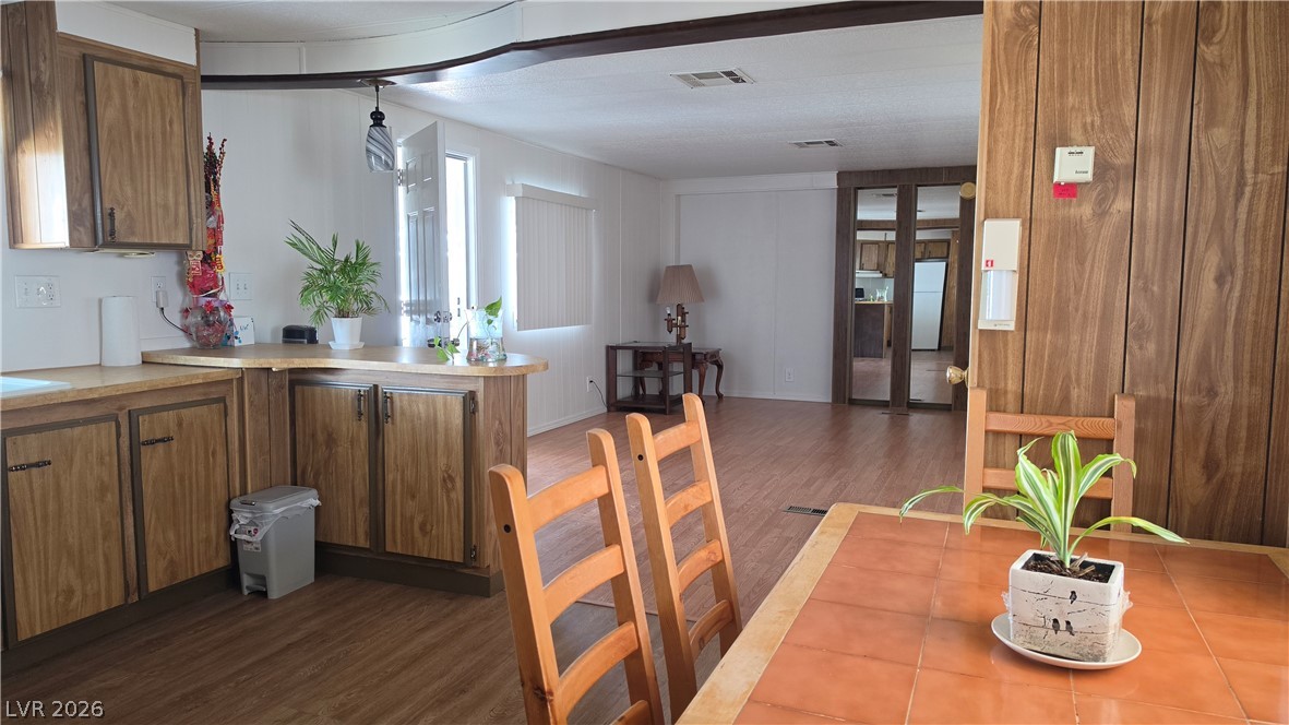 4633 East Royal Ridge Boulevard Property Photo 20