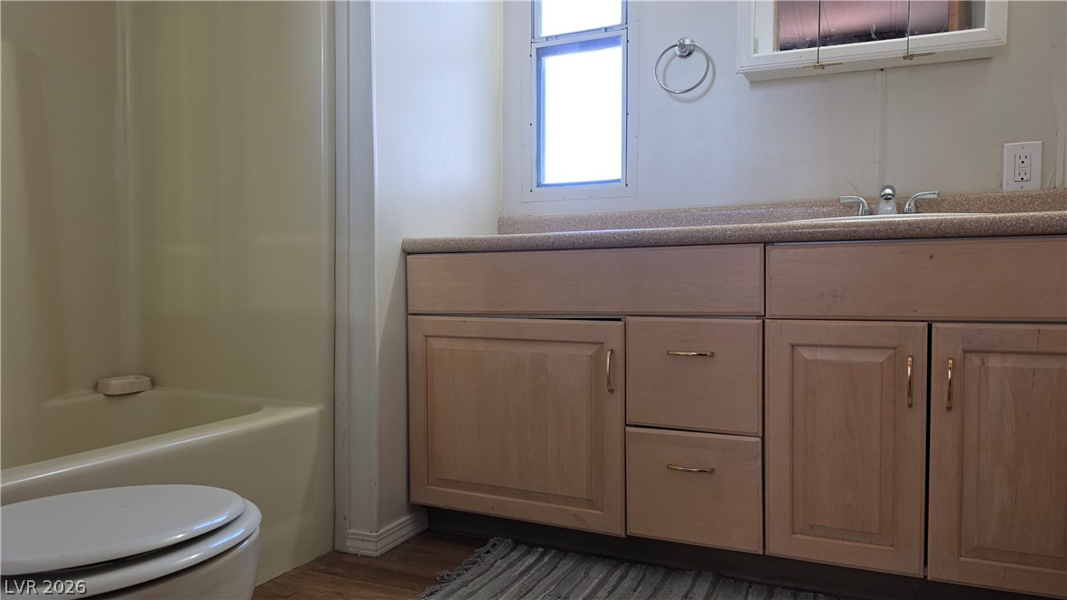 4633 East Royal Ridge Boulevard Property Photo 27