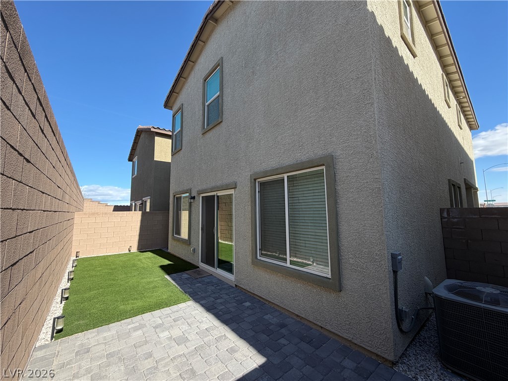 9915 Cobalt Cliffs Street Property Photo 21
