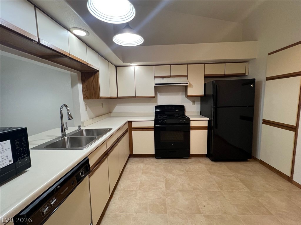 5205 Orchard Hills Avenue Property Photo 5