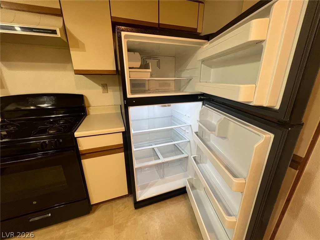 5205 Orchard Hills Avenue Property Photo 7