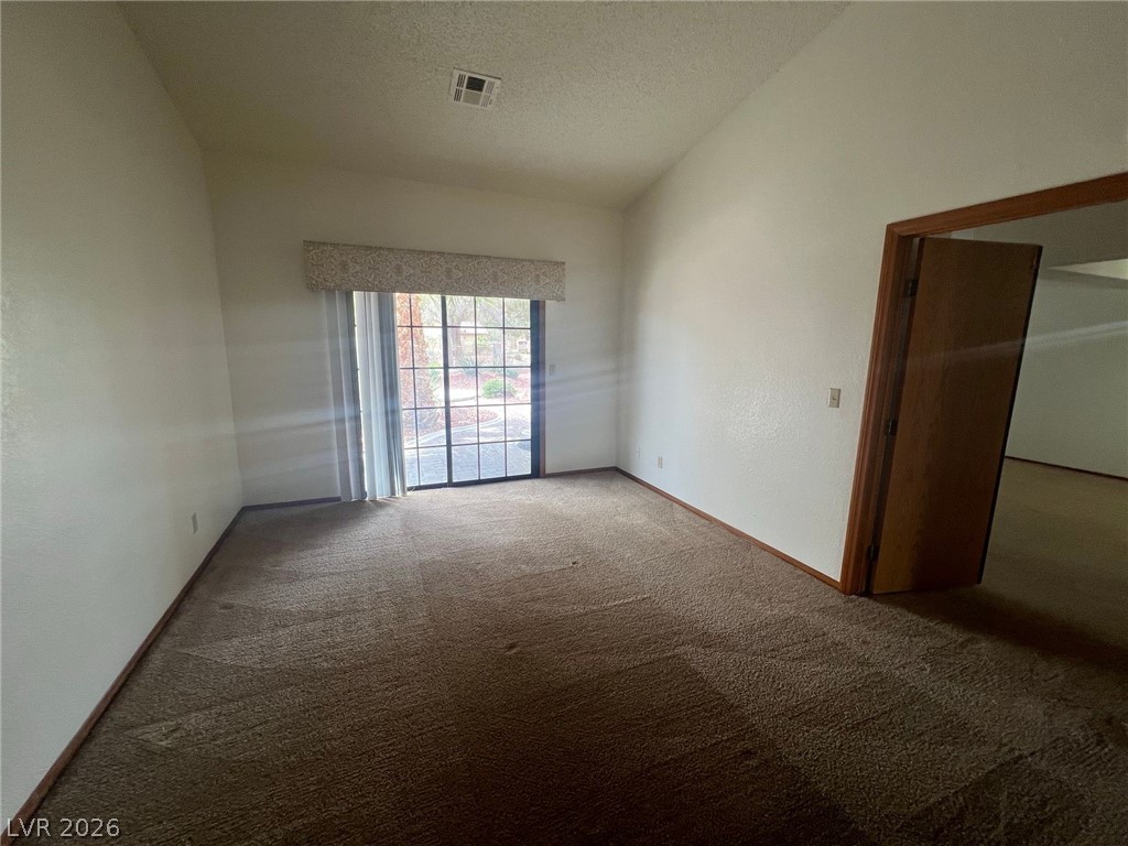 5205 Orchard Hills Avenue Property Photo 16