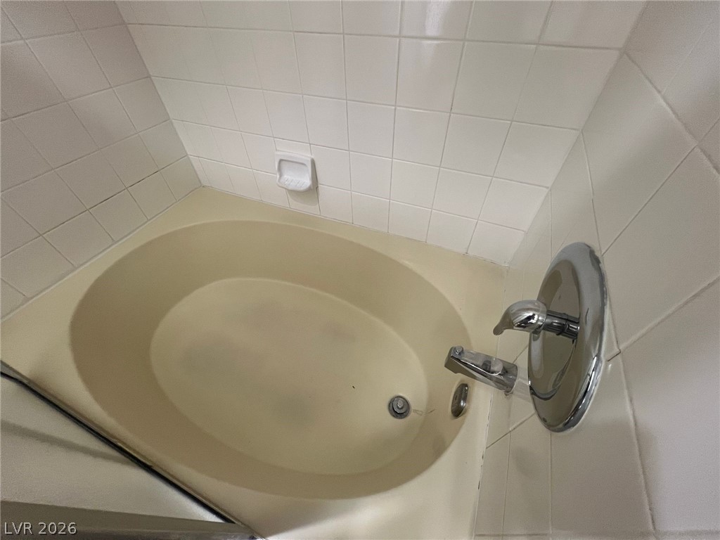 5205 Orchard Hills Avenue Property Photo 19