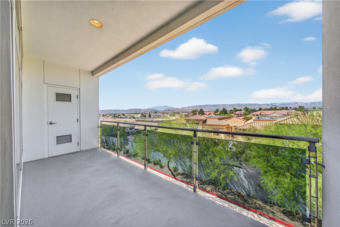 8925 West Flamingo Road 307 Property Photo 24