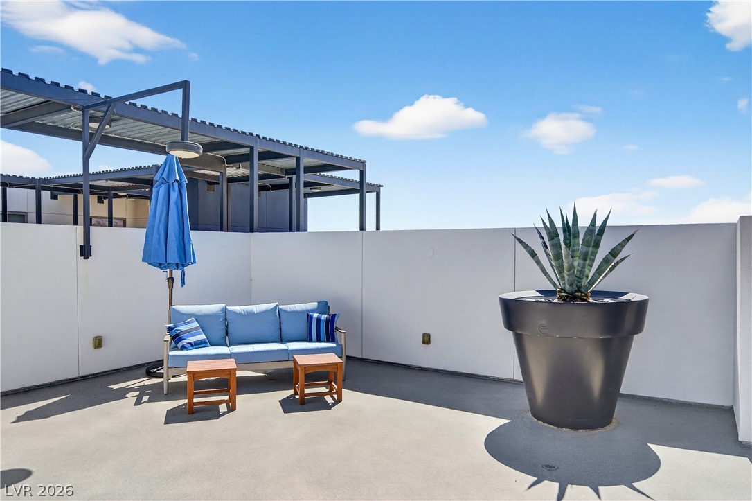 8925 West Flamingo Road 307 Property Photo 45