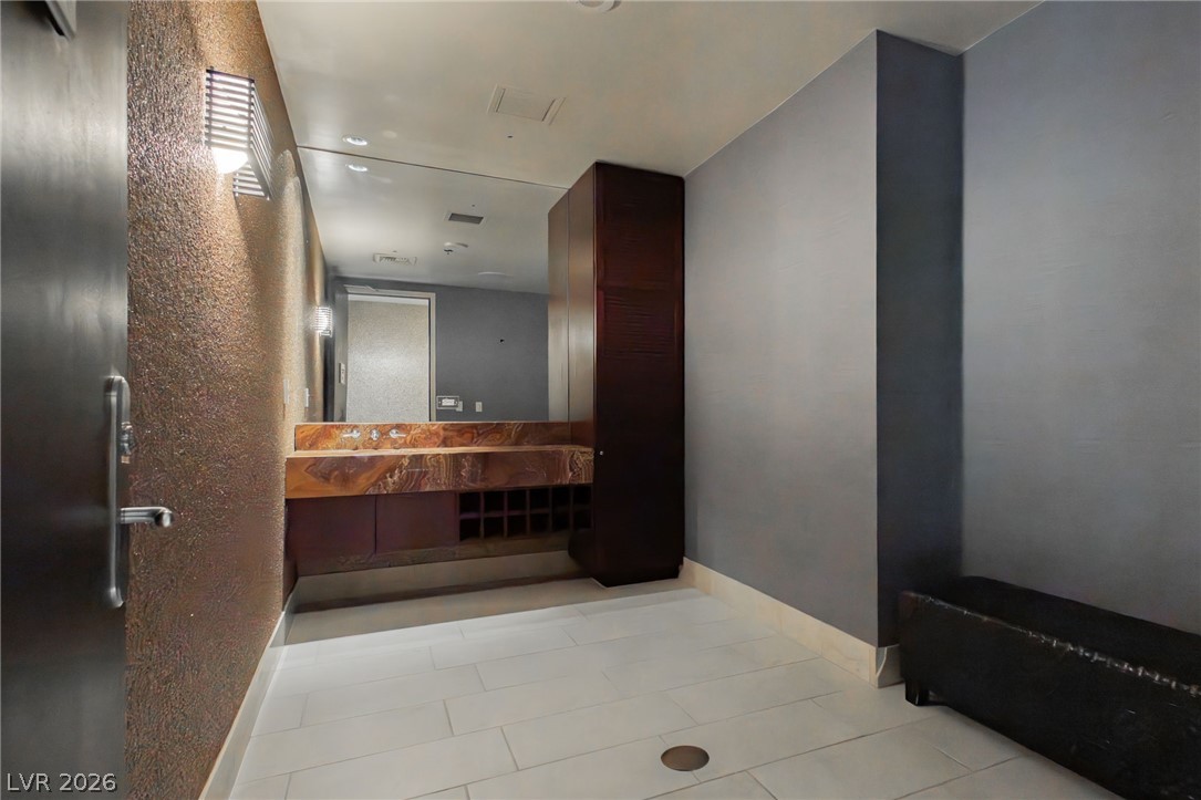 4575 Dean Martin Drive 2312 Property Photo 23