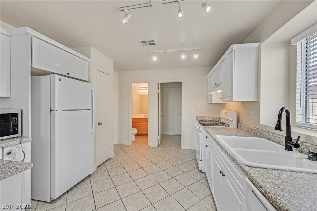3708 Bronco Billy Court Property Photo 6