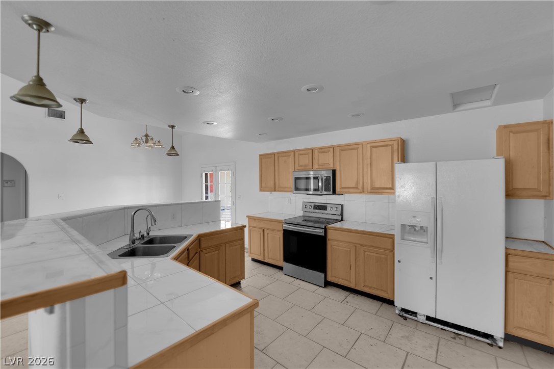 641 Shady Lane Property Photo 12