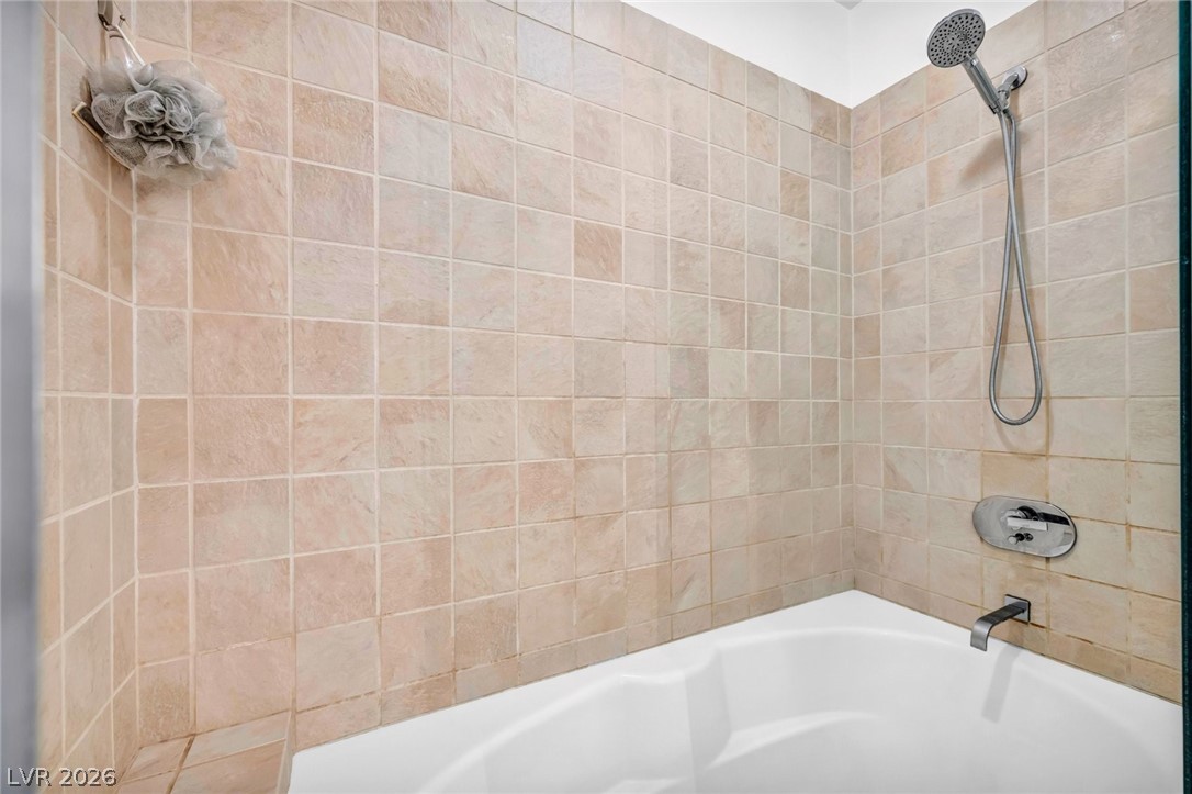 200 Hoover Avenue 807 Property Photo 27