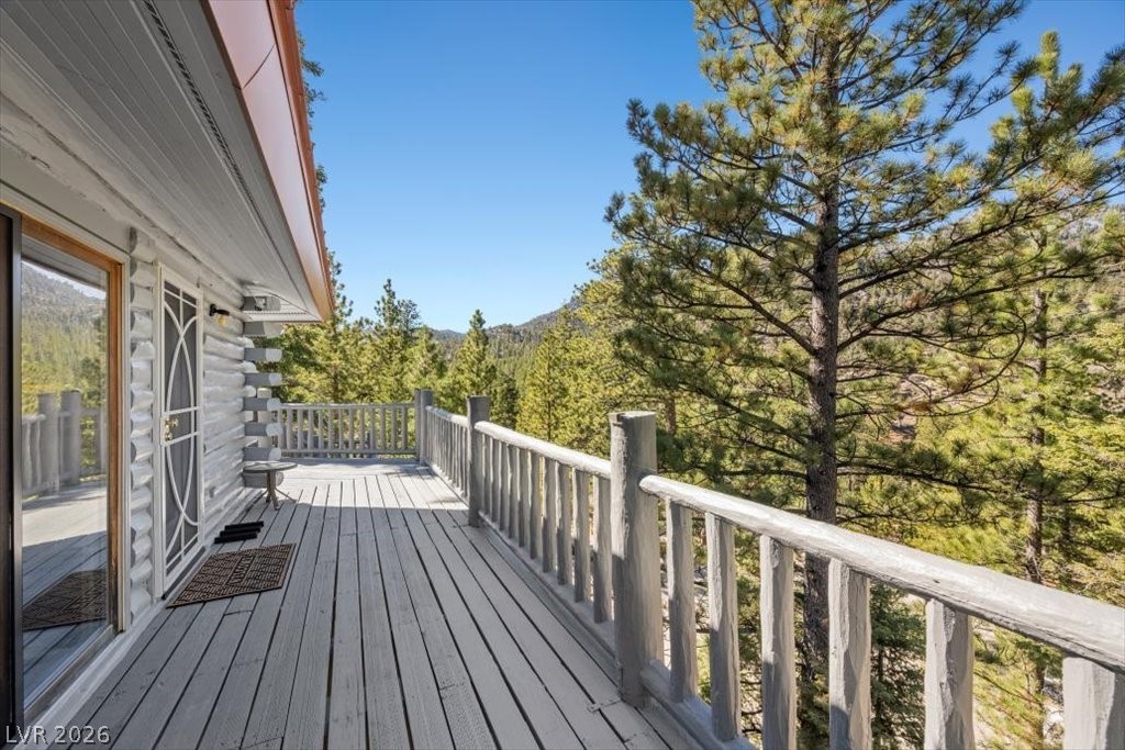 5265 Whispering Deer Drive Property Photo 8
