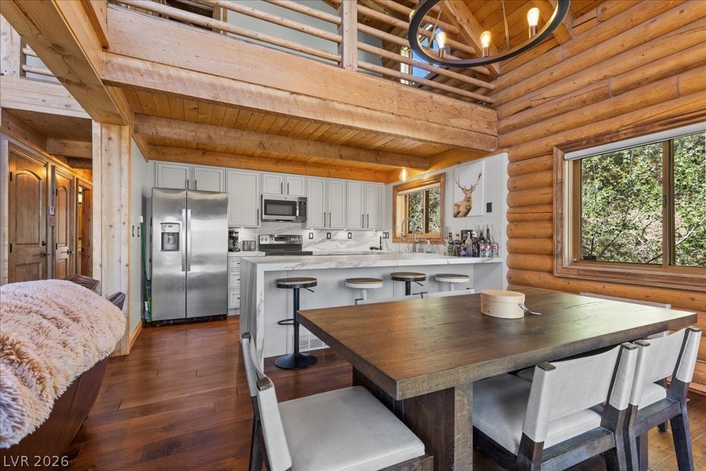 4947 Snow White Road Property Photo 15