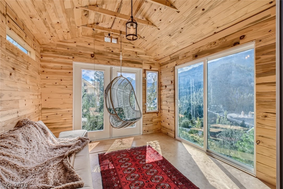 4947 Snow White Road Property Photo 40