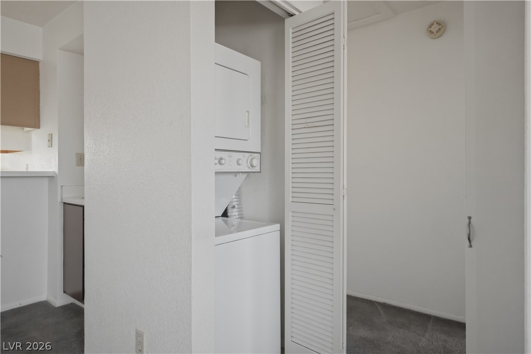 2072 Mesquite Lane 201 Property Photo 13