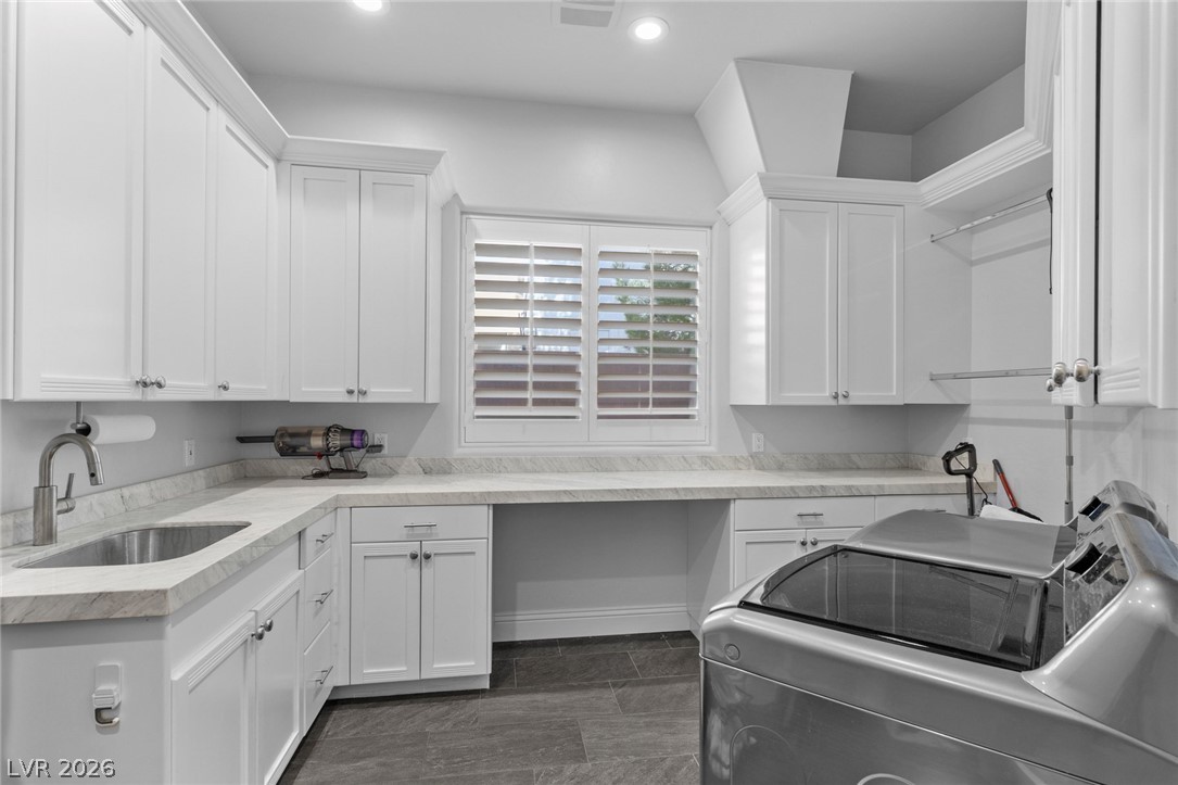 712 Canyon Greens Drive Property Photo 55
