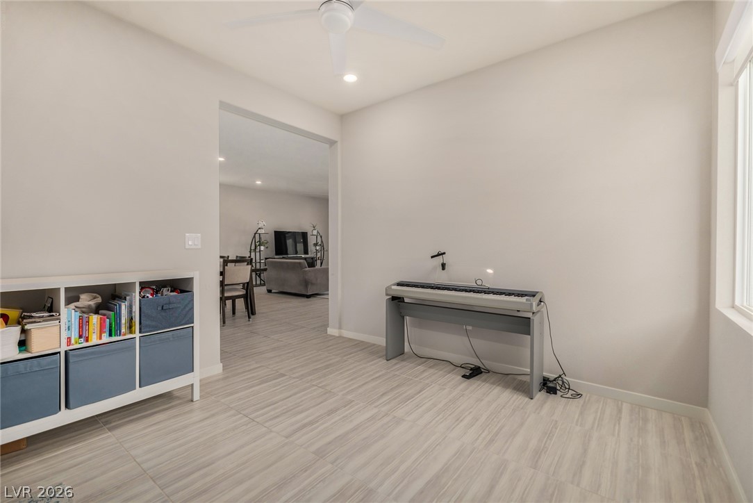 2858 Victorian Road Property Photo 34