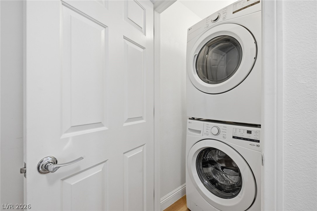 9017 Becoming Court Property Photo 13