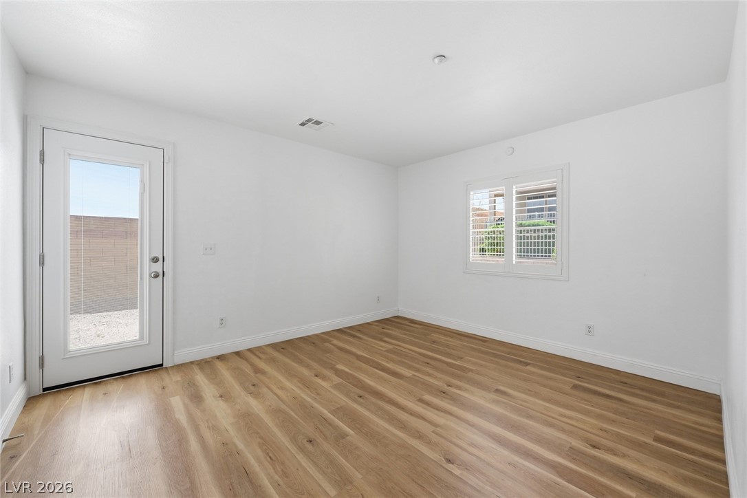 9017 Becoming Court Property Photo 14