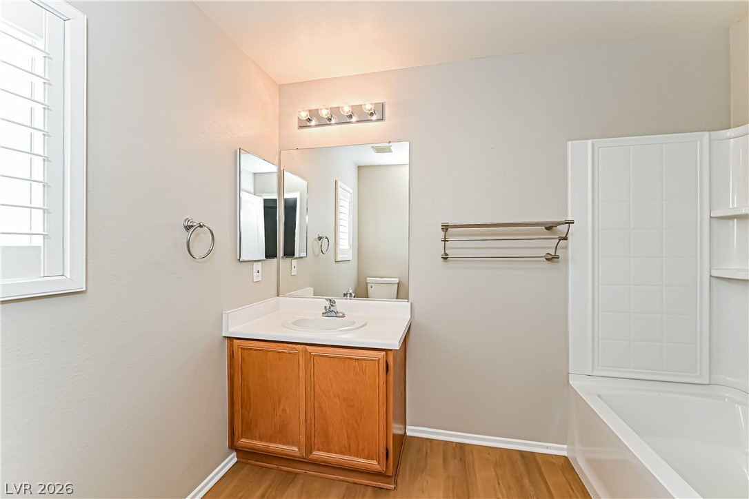 691 Magrath Street Property Photo 10