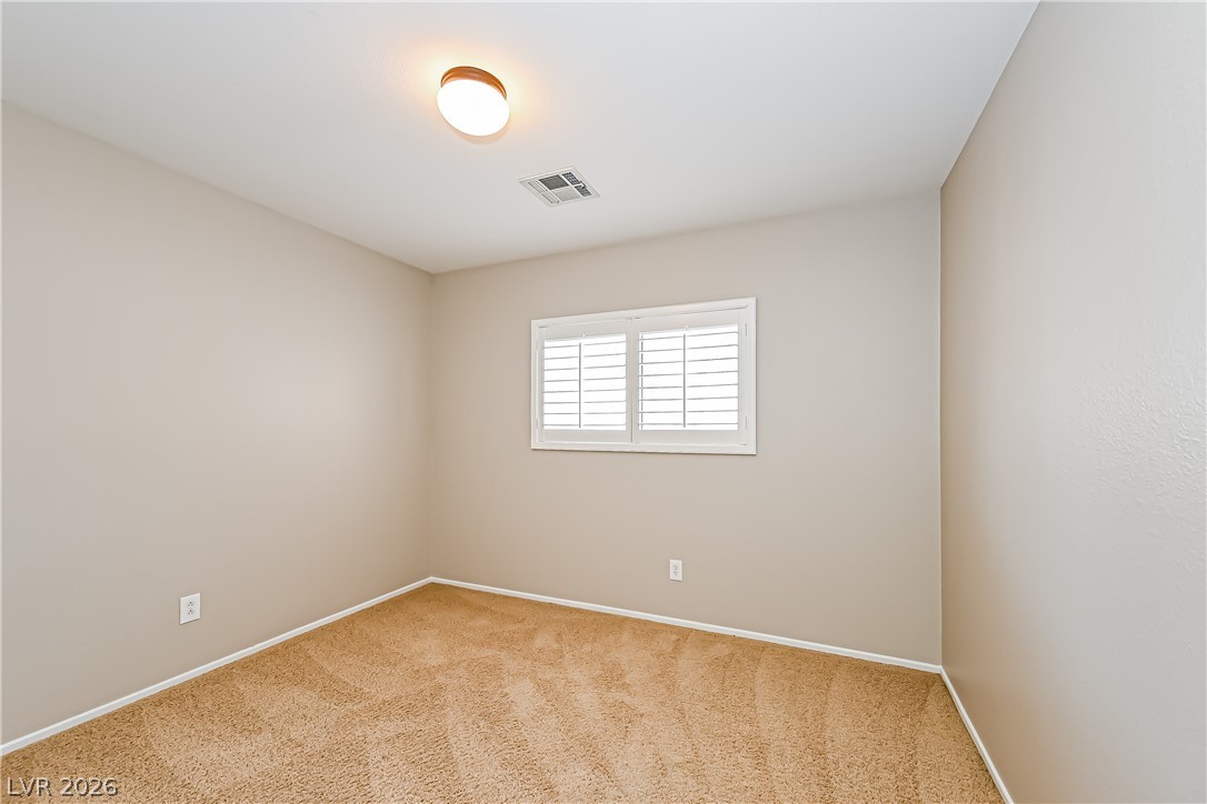 691 Magrath Street Property Photo 11