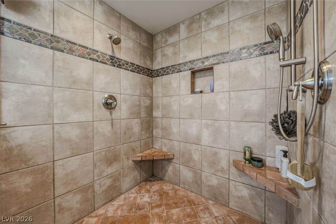 1391 North Leslie Street Property Photo 53