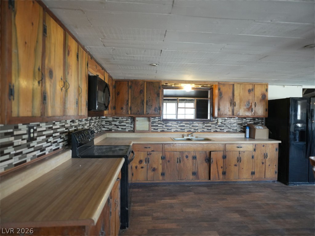 4031 Moapa Street Property Photo 4