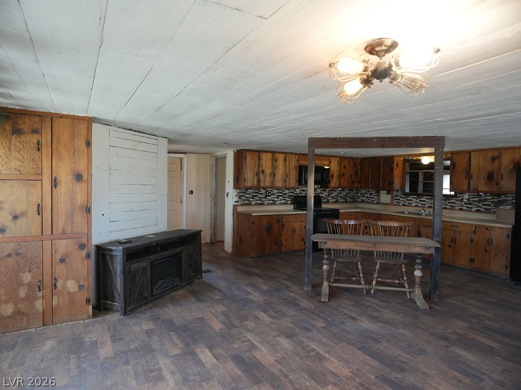 4031 Moapa Street Property Photo 6