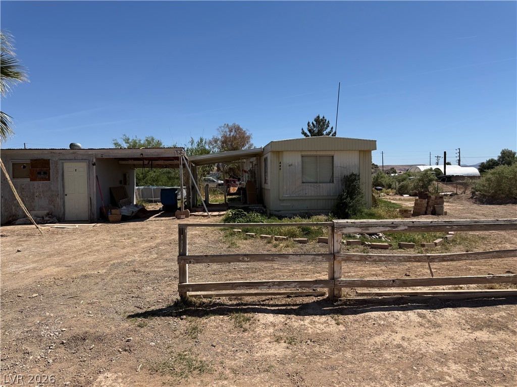 490 Kay Geng Street Property Photo 3