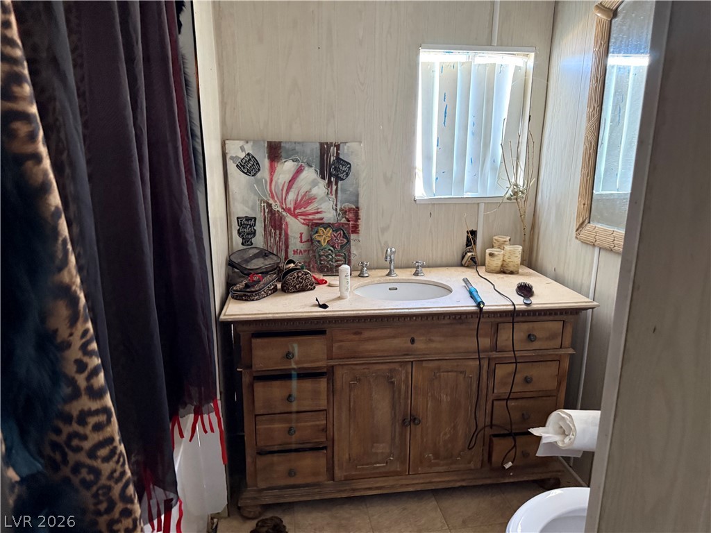 490 Kay Geng Street Property Photo 6