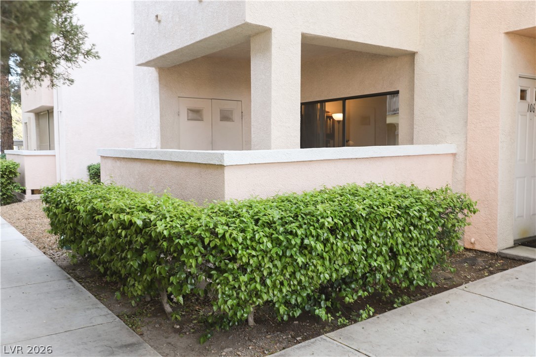 4861 South Torrey Pines Drive 106 Property Photo 3