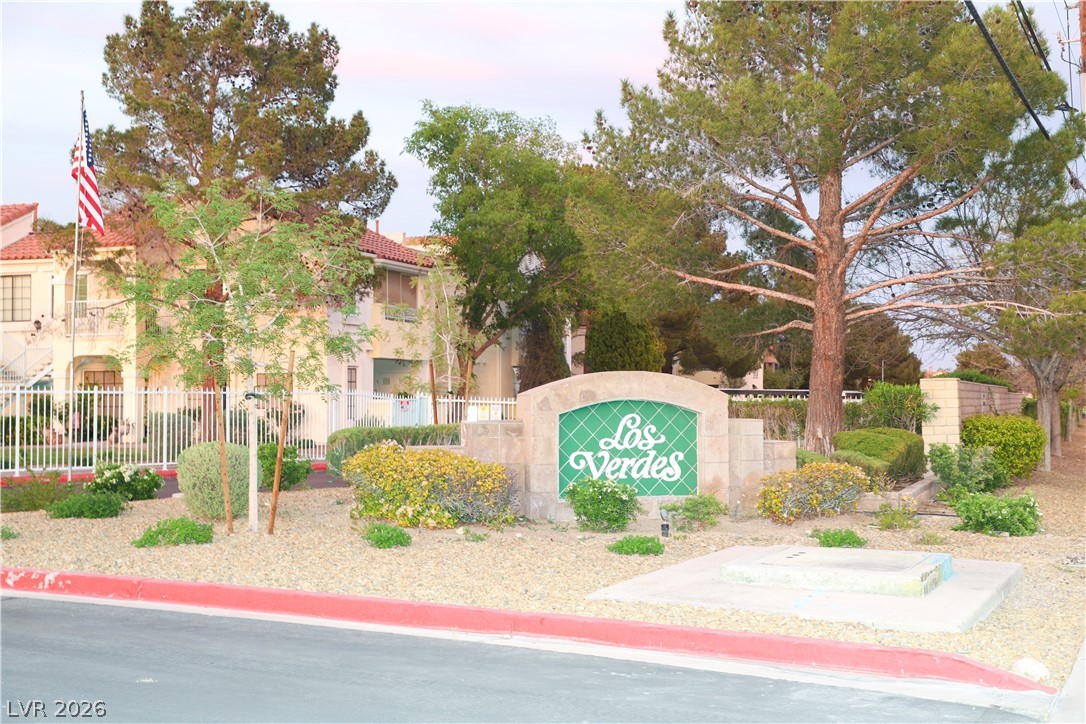 4861 South Torrey Pines Drive 106 Property Photo 4