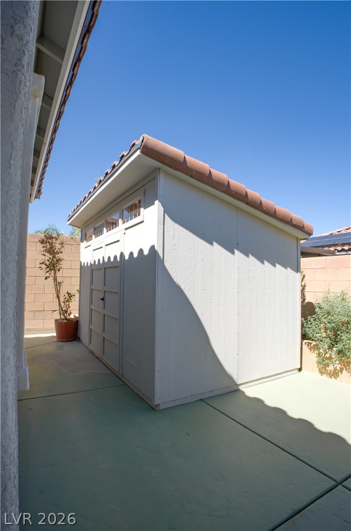 9952 Birch Knoll Avenue Property Photo 38
