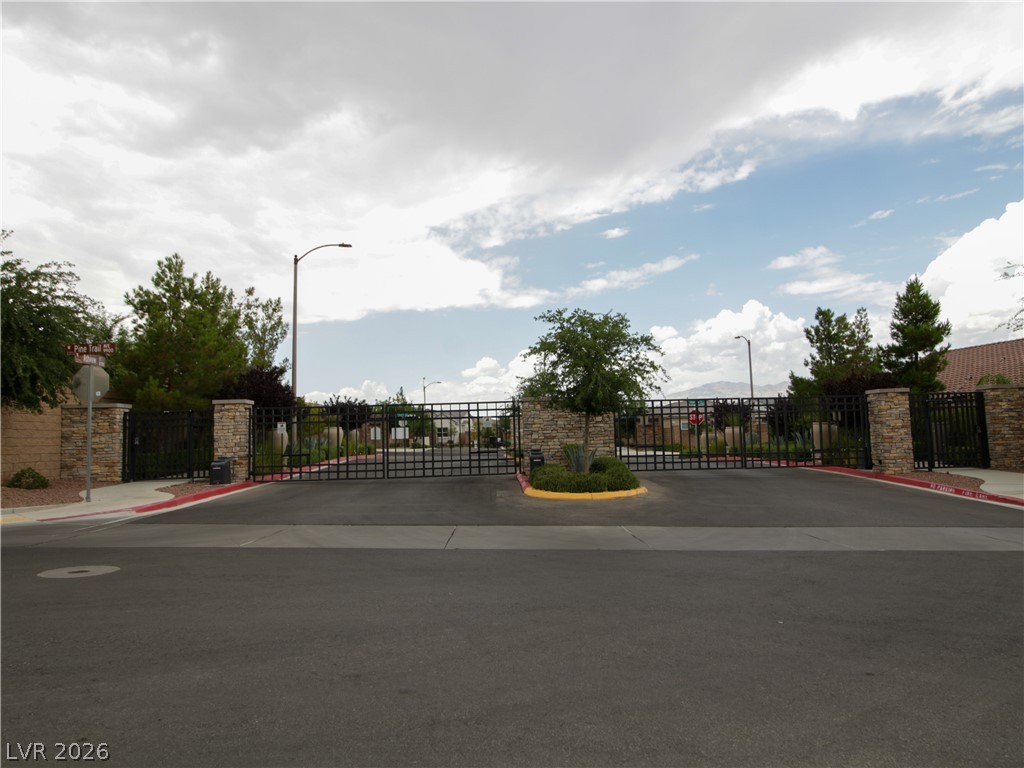 9952 Birch Knoll Avenue Property Photo 43