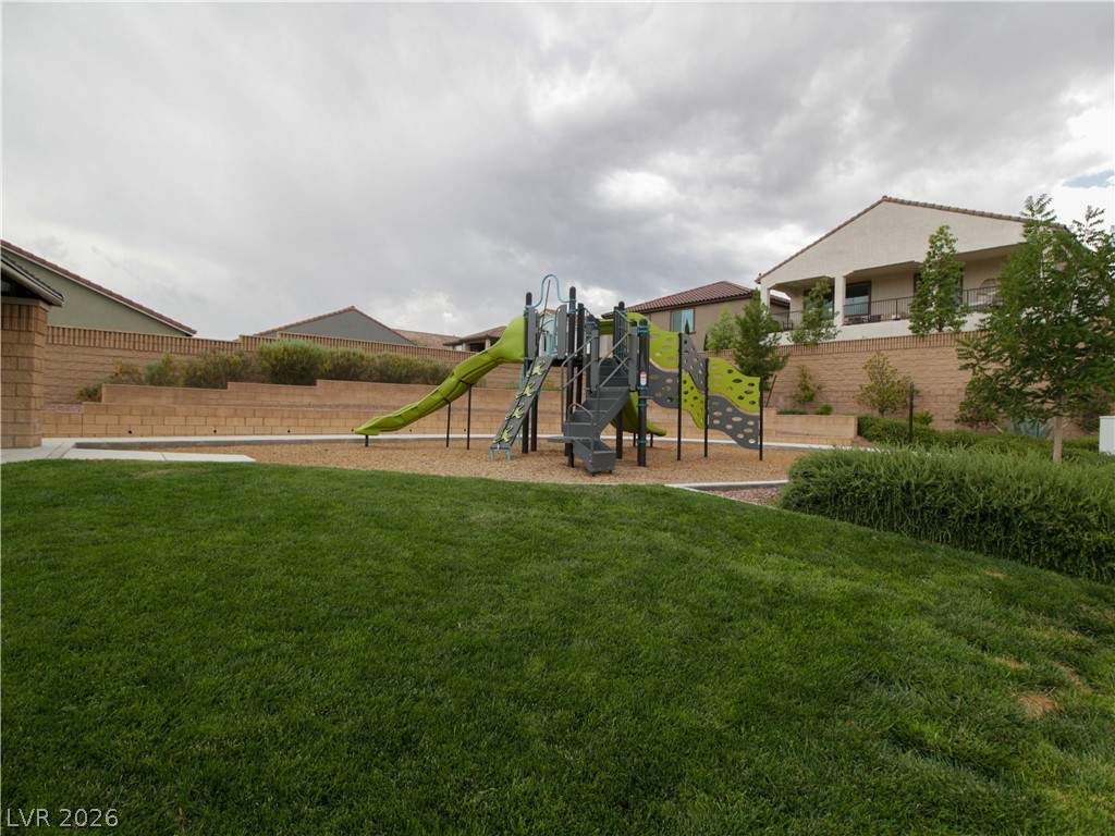 9952 Birch Knoll Avenue Property Photo 44