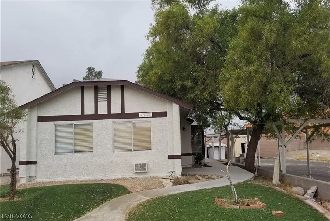 1936 St Lawrence Drive Property Photo 2