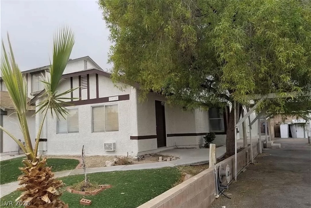 1936 St Lawrence Drive Property Photo 3