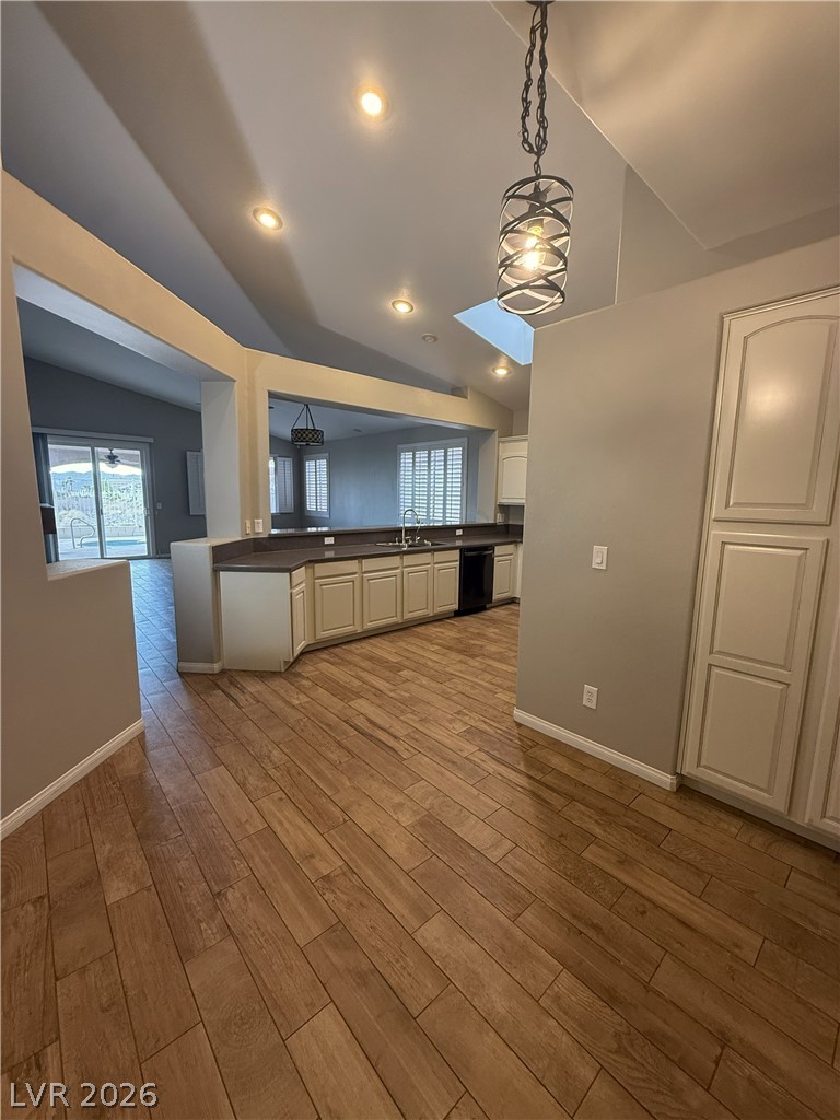 708 Leicester Street Property Photo 8