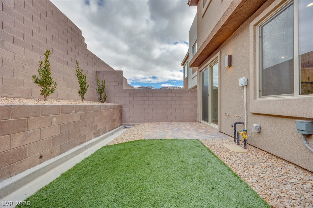 11898 Glide Reflection Avenue Property Photo 22