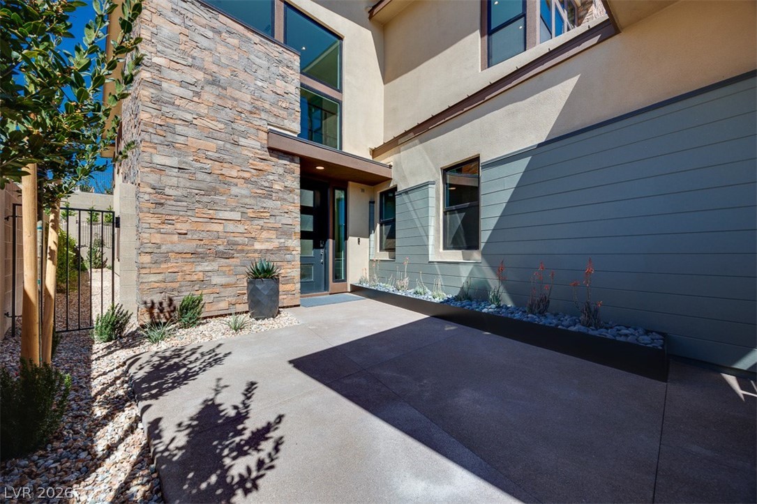 51 Parkwood Ridge Street Property Photo 3