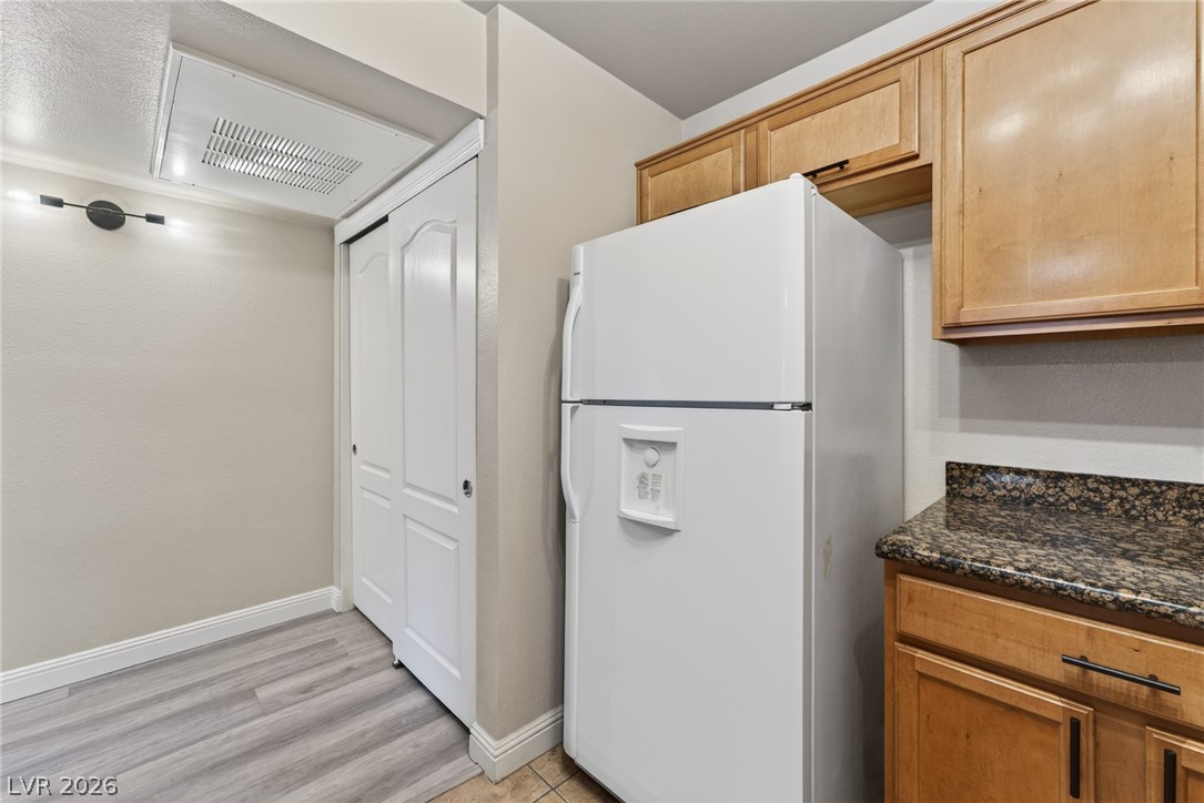 2111 Sealion Drive 106 Property Photo 12