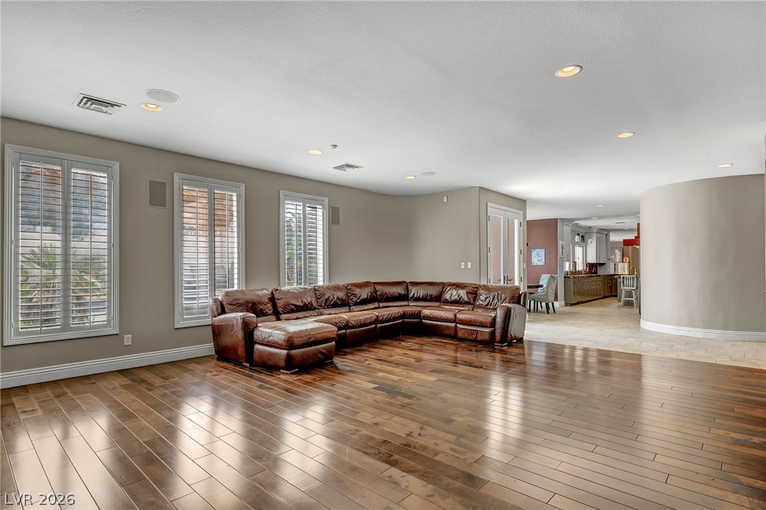 8113 Sapphire Bay Circle Property Photo 28