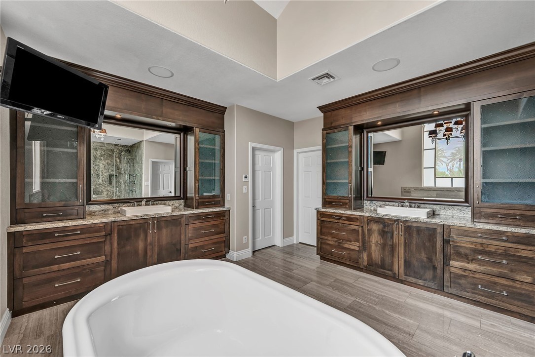 8113 Sapphire Bay Circle Property Photo 47