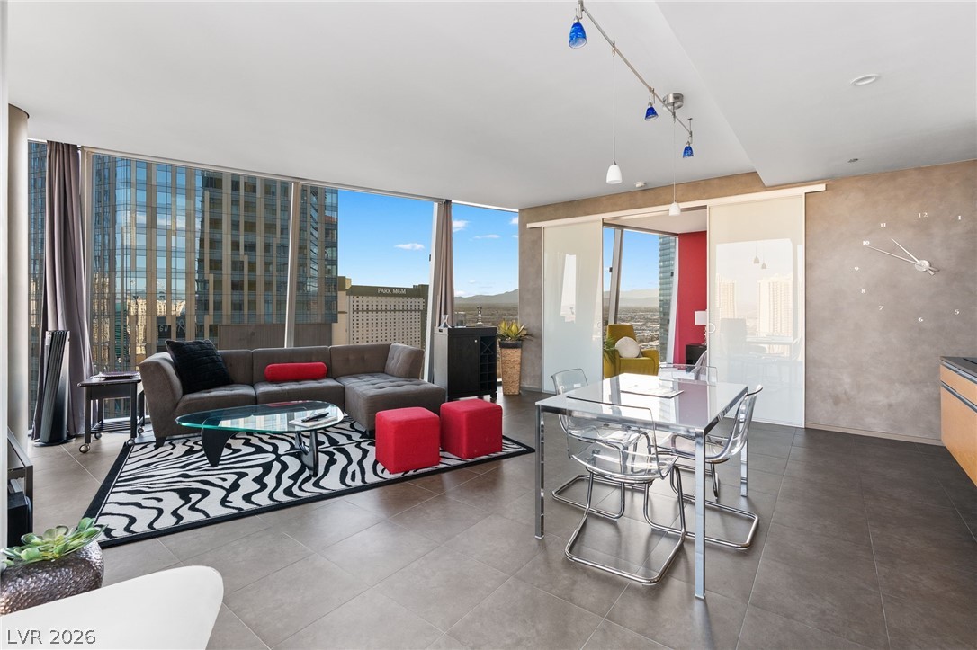 3722 South Las Vegas Boulevard 2402 Property Photo 8